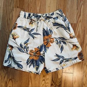 Linen High Waisted Shorts - Tropical Print